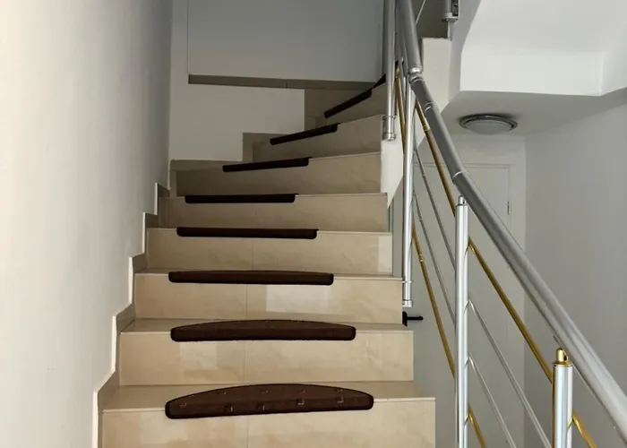 - Next To Frankfurt Apartman *